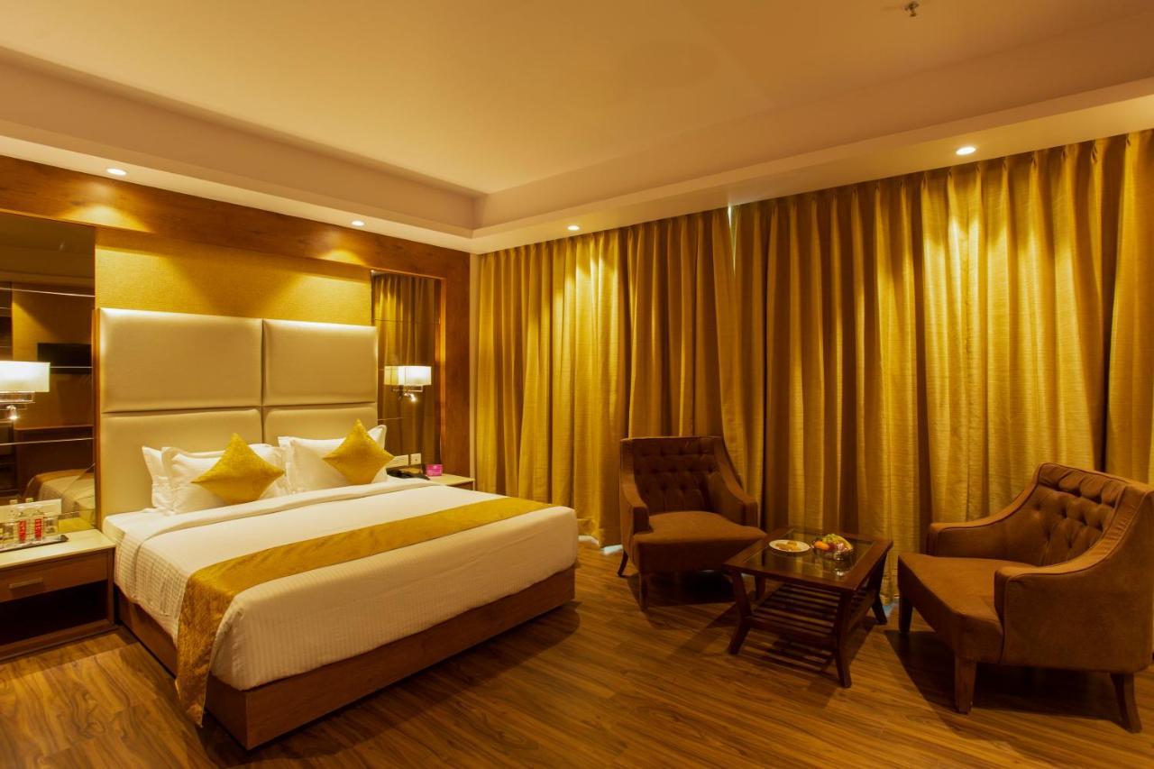 Sarovar Portico, Somnāth Exterior foto