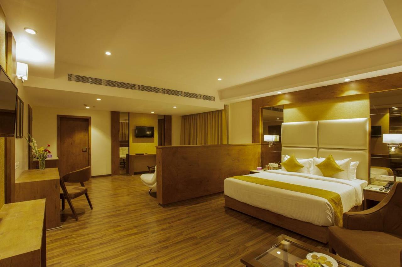 Sarovar Portico, Somnāth Exterior foto